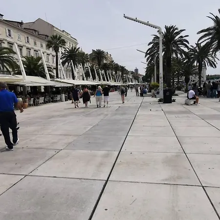 Teni Split Extérieur photo